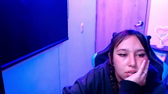 Skarlet_Adams28 webcam