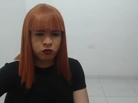 estefania224 (T young) - show nipple