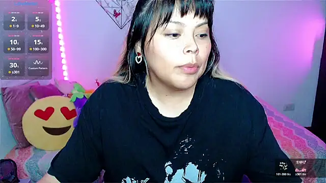 EllieMoonX live sex cam