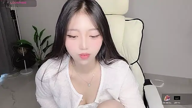 美女Yukiy8877在线直播