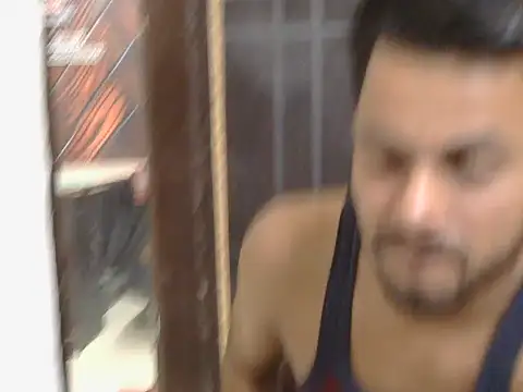 Stubborndesiboy webcam