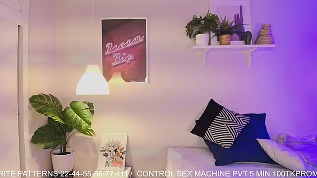 jade-naughty (F young) - Fuckme anal hard sexmachine🍑