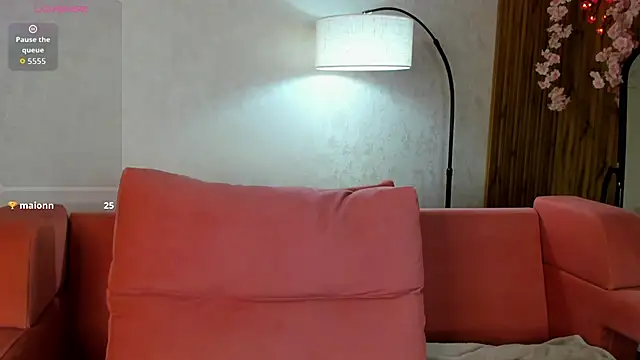 Lori_Bllossom webcam