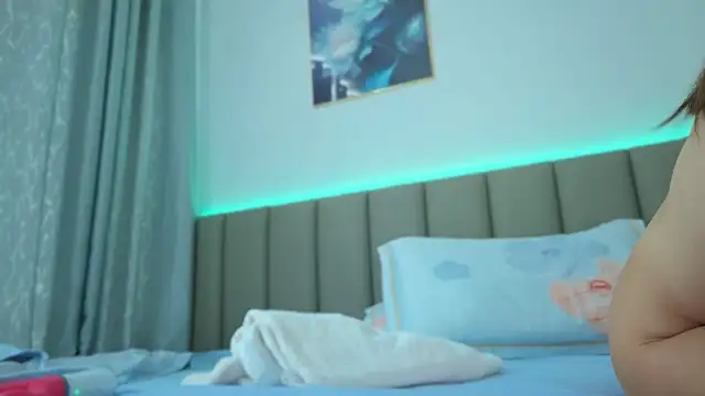 sweety_vikky - Sweety_vikky's free webcam - UK Sex Cams