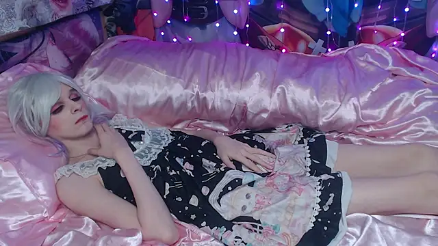 yutachka (M young) - clothed cumshow