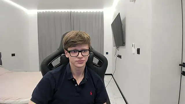 bonekoambalabu (M young) - take off your sweater and jeans