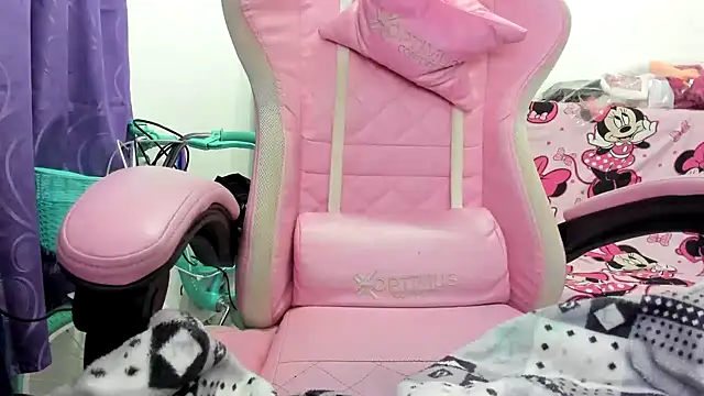 jenniferbodys webcam