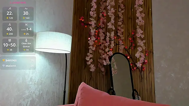 Lori_Bllossom webcam