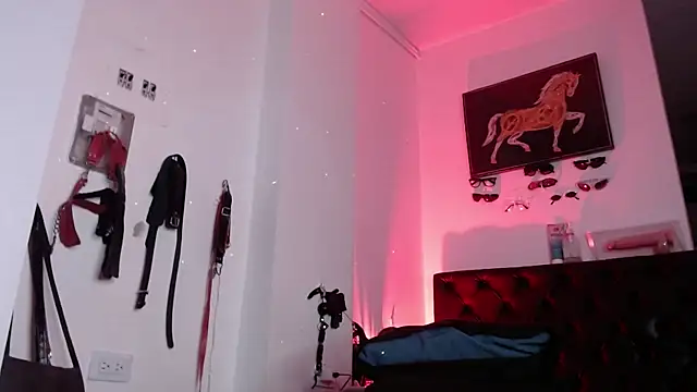 Carolina_Bluee webcam