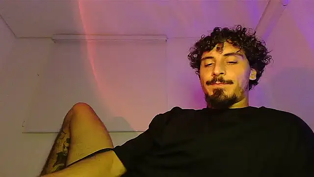 milkoffe live sex cam