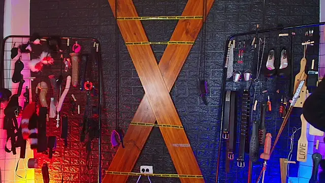 Mistress_lexi_bdsm webcam