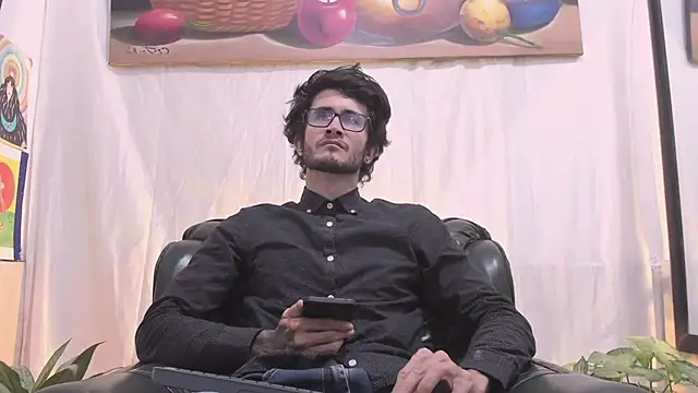 Loggan_donnelly webcam