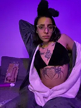 Poison_Ivy_29 webcam