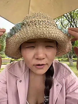 美女xiaochengzi505在线直播