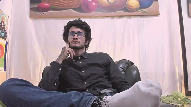 Loggan_donnelly webcam