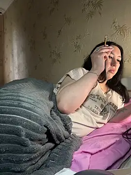 Naughtbaby_2025 webcam