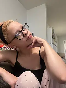 jojosbizarrelyf webcam