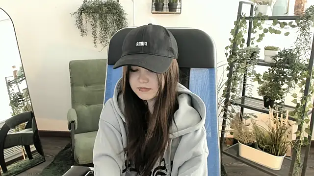 elainebeness (F young) - ghjkkjh