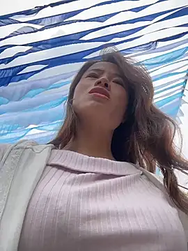 美女Mia-lp在线直播