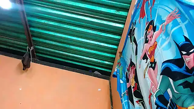 chandra_haraa (F milf) - finger in ass