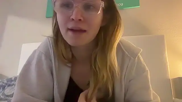 riley_ray69 (F young) - naked 5 mim