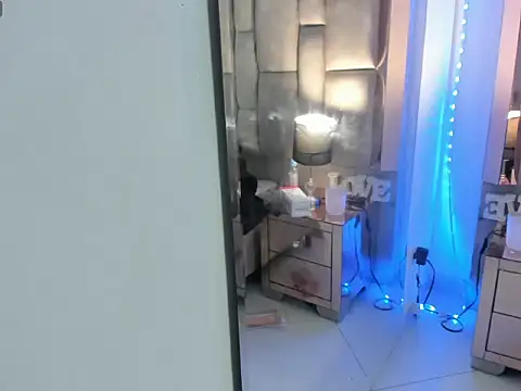 Tiffany_Delucci webcam