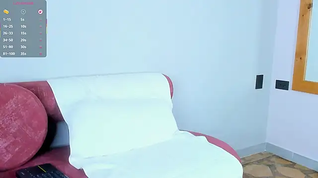 Travis_lenox_ webcam