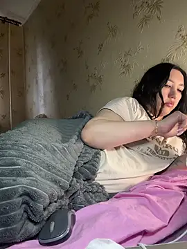 Naughtbaby_2025 webcam