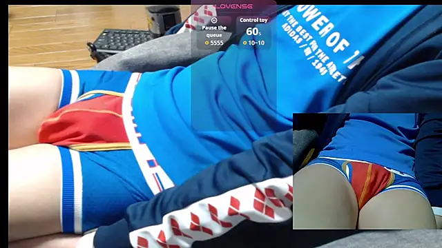 Yasu2000 Live Webcam on Stripchat