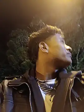 twomuchfun11 - TwoMuchFun11's free webcam - UK Sex Cams