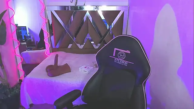 Preview of saaya_tay