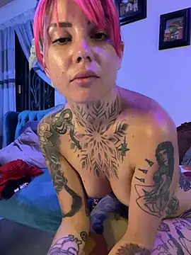 Izy_cute_ live sex cam