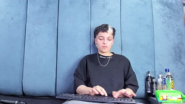 Megan_Thompson_ webcam