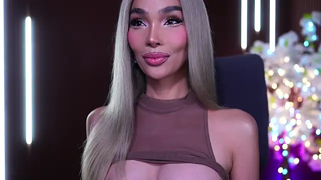 xxforyoureyesonlyxx webcam