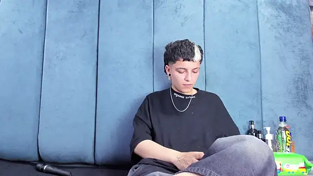 Megan_Thompson_ webcam