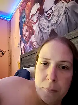 023thickandjuicy07 webcam