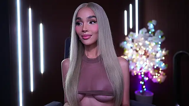 Model: xxforyoureyesonlyxx