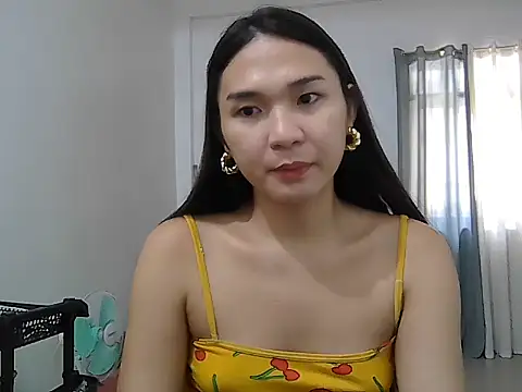 cumslut_selena69 webcam