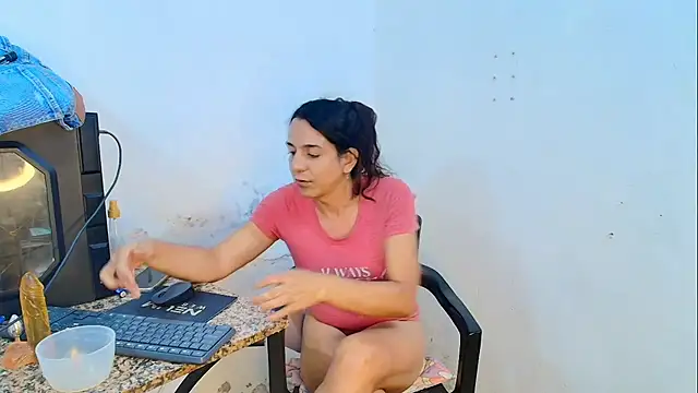 Oh_Tique live sex cam