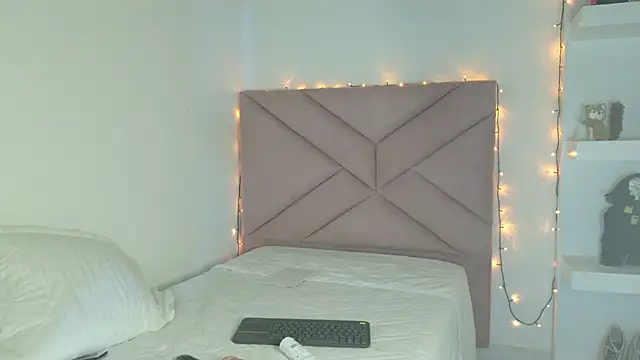 eva_sin18 - Eva_sin18's free webcam - UK Sex Cams