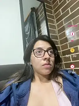 maggie_fox3 - Maggie_Fox3's free webcam - UK Sex Cams