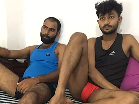 DesiDaddyandSon webcam