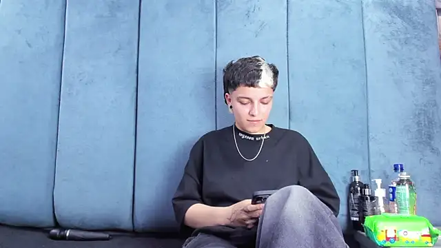 Megan_Thompson_ webcam