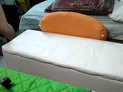 AngelwithEcup webcam