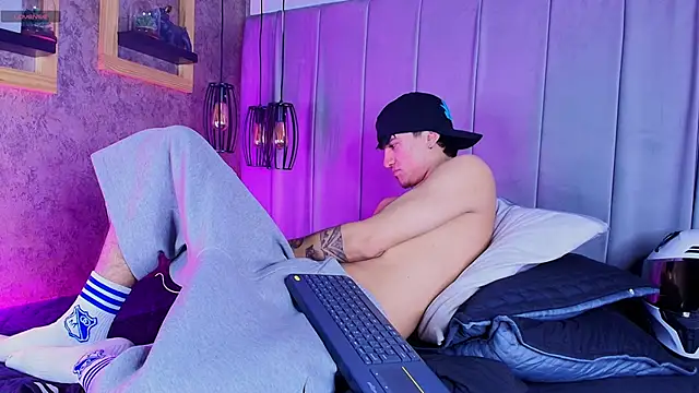 The_BossCrown webcam