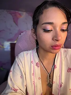 Sasha-firee Stripchat cam model