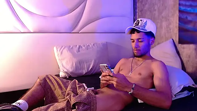 Thiagoferreti webcam