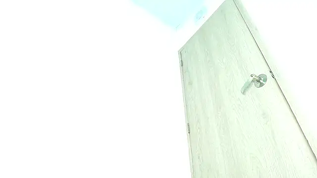 avaleri_cherry webcam