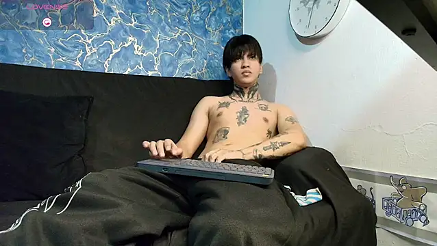 Tessarion_Black webcam