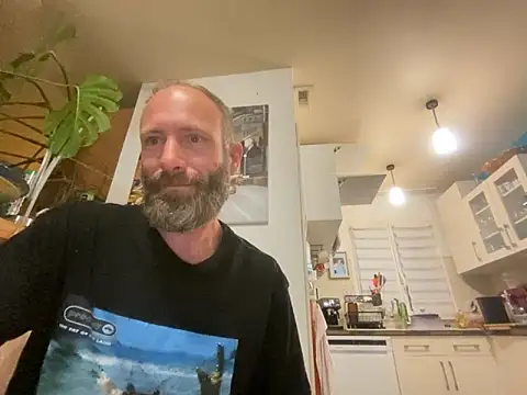 thefrenchi09 (Ask my age) - Totalement nue